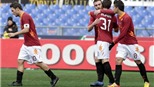 Roma "hủy diệt" Inter, Juventus lỡ cơ hội bứt phá